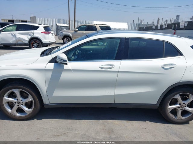 45458449 :رقم المزاد ، WDCTG4GB0JJ415459 vin ، 2018 Mercedes-benz Gla 250 4matic مزاد بيع