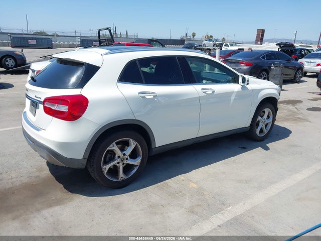 45458449 :رقم المزاد ، WDCTG4GB0JJ415459 vin ، 2018 Mercedes-benz Gla 250 4matic مزاد بيع