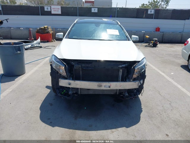 45458449 :رقم المزاد ، WDCTG4GB0JJ415459 vin ، 2018 Mercedes-benz Gla 250 4matic مزاد بيع