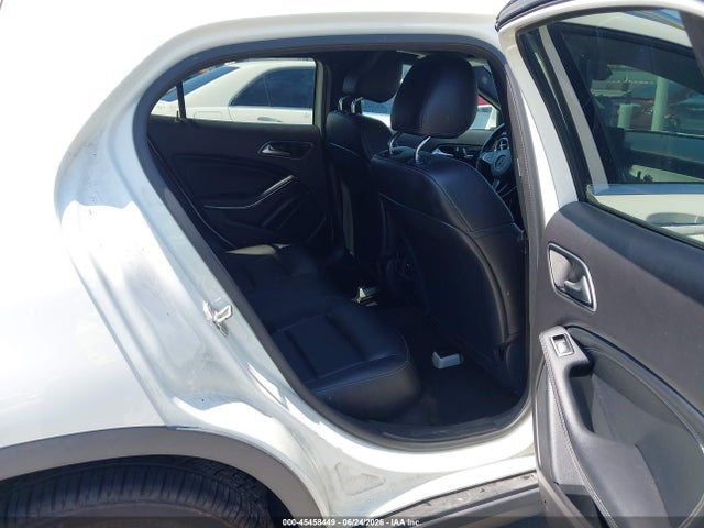 45458449 :رقم المزاد ، WDCTG4GB0JJ415459 vin ، 2018 Mercedes-benz Gla 250 4matic مزاد بيع