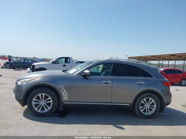45458451 :رقم المزاد ، JN8CS1MWXFM481506 vin ، 2015 Infiniti Qx70 مزاد بيع