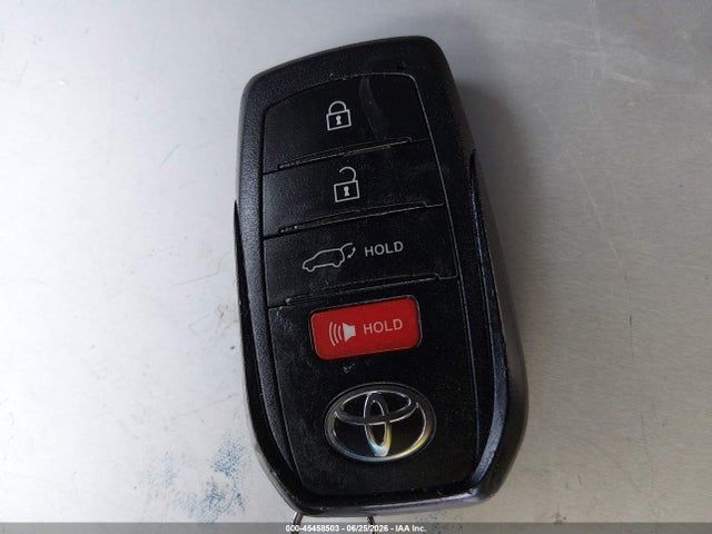 JTEAAAAH1RJ171256 Toyota Venza Limited
