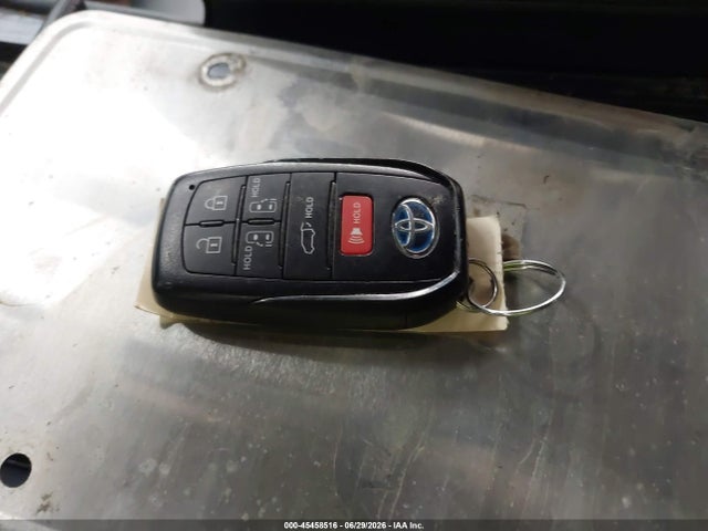 45458516 :رقم المزاد ، 5TDASKFC2NS050169 vin ، 2022 Toyota Sienna Xle Woodland Edition مزاد بيع