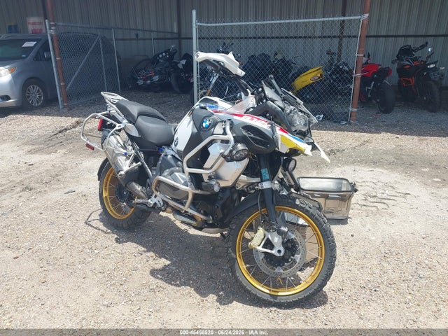 Продаж на аукціоні авто 2021 Bmw R 1250 Gs Adventure, vin: WB10M130XM6E49162, номер лоту: 45458520