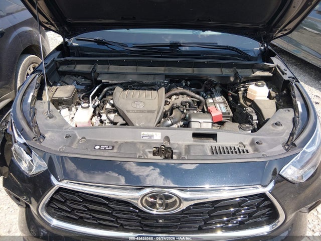 Toyota Highlander Platinum 2023 5TDKDRBH3PS515702 Image 10