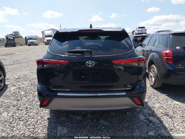 Toyota Highlander Platinum 2023 5TDKDRBH3PS515702 Image 16
