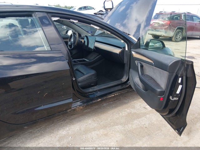 2022 Tesla Model 3 Rear-wheel Drive მანქანა იყიდება აუქციონზე, vin: 5YJ3E1EAXNF286180, აუქციონის ნომერი: 45458578