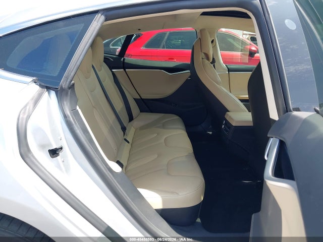 Продажа на аукционе авто 2017 Tesla Model S 60/75, vin: 5YJSA1E11HF199571, номер лота: 45458593