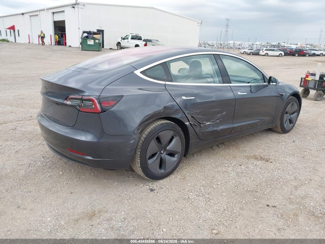 Tesla Model 3 Long Range/mid Range 2018 5YJ3E1EA5JF006918 Image 4