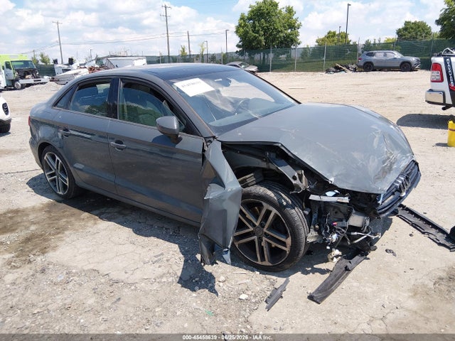 Продажа на аукционе авто 2018 Audi A3, vin: WAUB8GFF4J1041617, номер лота: 45458639