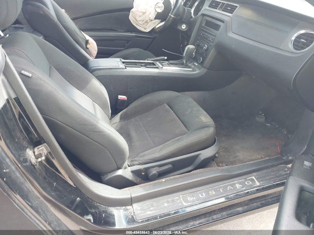 Ford Mustang V6 2014 1ZVBP8AM7E5303949 Image 5