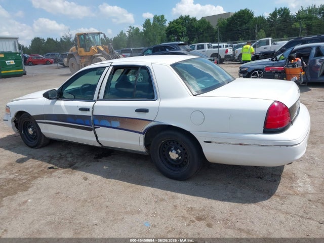 45458684 :رقم المزاد ، 2FAFP71W1YX178309 vin ، 2000 Ford Crown Victoria Police Interceptor مزاد بيع