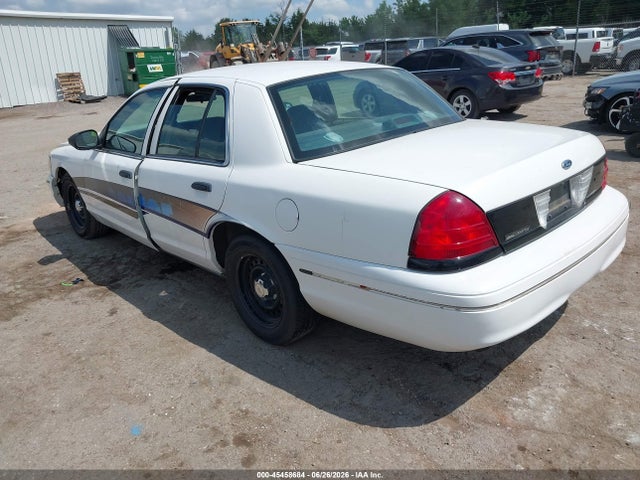 45458684 :رقم المزاد ، 2FAFP71W1YX178309 vin ، 2000 Ford Crown Victoria Police Interceptor مزاد بيع