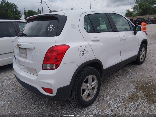 Chevrolet TRAX LS 2019 3GNCJKSB7KL371030 Image 4
