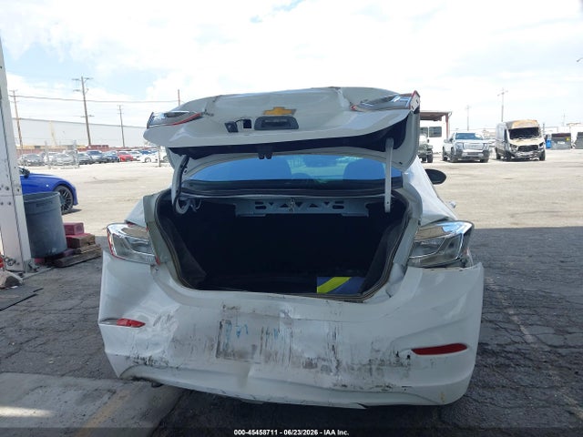 1G1BE5SMXG7290071 Chevrolet Cruze Lt Auto