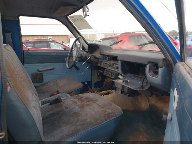 45458762 :رقم المزاد ، JT4RN38D7C0029971 vin ، 1982 Toyota Pickup Rn38 مزاد بيع