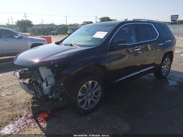 Chevrolet Traverse Premier 2019 1GNERKKW0KJ162434 Image 2