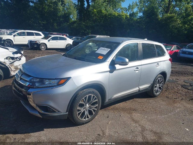 Продаж на аукціоні авто 2017 Mitsubishi Outlander Se, vin: JA4AD3A31HZ044089, номер лоту: 45458819