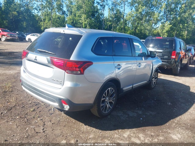 Продаж на аукціоні авто 2017 Mitsubishi Outlander Se, vin: JA4AD3A31HZ044089, номер лоту: 45458819