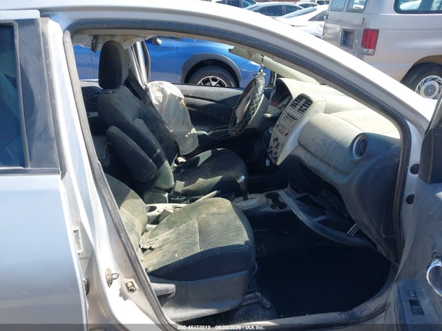 3N1CN7AP0JL820623 Nissan Versa 1.6 Sv