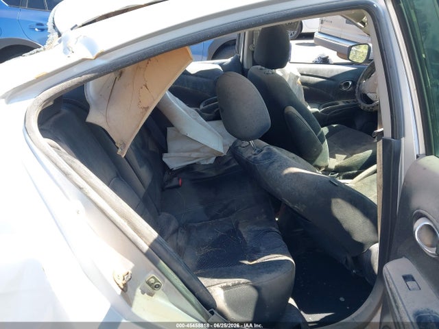 3N1CN7AP0JL820623 Nissan Versa 1.6 Sv