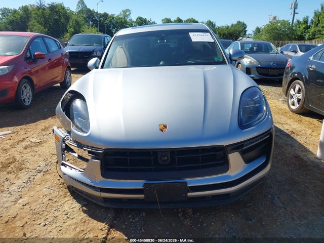 45458830 :رقم المزاد ، WP1AA2A52PLB03306 vin ، 2023 Porsche Macan T مزاد بيع