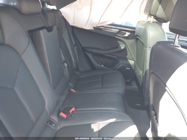 45458830 :رقم المزاد ، WP1AA2A52PLB03306 vin ، 2023 Porsche Macan T مزاد بيع