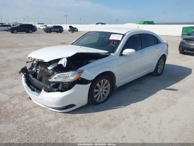 2013 Chrysler 200 Touring მანქანა იყიდება აუქციონზე, vin: 1C3CCBBB6DN629208, აუქციონის ნომერი: 45458838