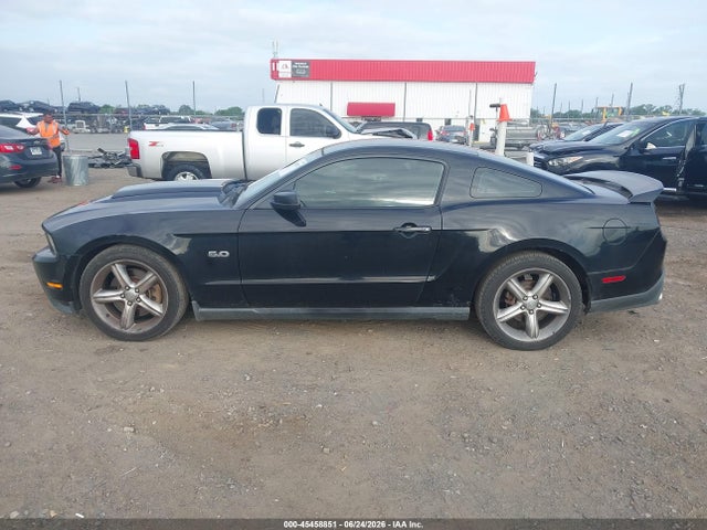 45458851 :رقم المزاد ، 1ZVBP8CF9B5124712 vin ، 2011 Ford Mustang Gt Premium مزاد بيع