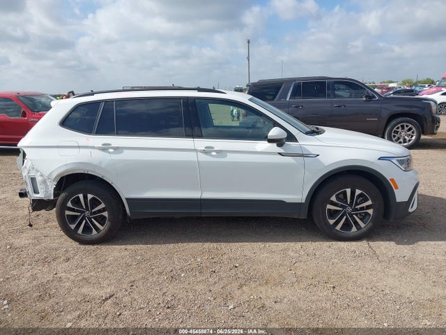 2024 Volkswagen Tiguan 2.0t S მანქანა იყიდება აუქციონზე, vin: 3VVRB7AX1RM211385, აუქციონის ნომერი: 45458874