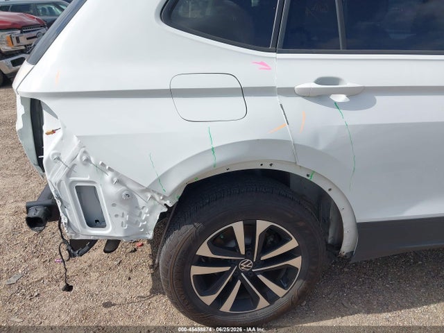 2024 Volkswagen Tiguan 2.0t S მანქანა იყიდება აუქციონზე, vin: 3VVRB7AX1RM211385, აუქციონის ნომერი: 45458874