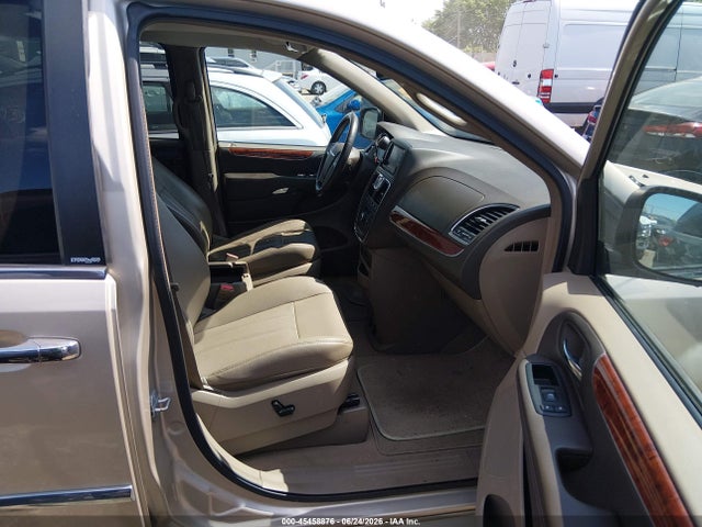 2013 Chrysler Town & Country Touring-l მანქანა იყიდება აუქციონზე, vin: 2C4RC1CG5DR646577, აუქციონის ნომერი: 45458876