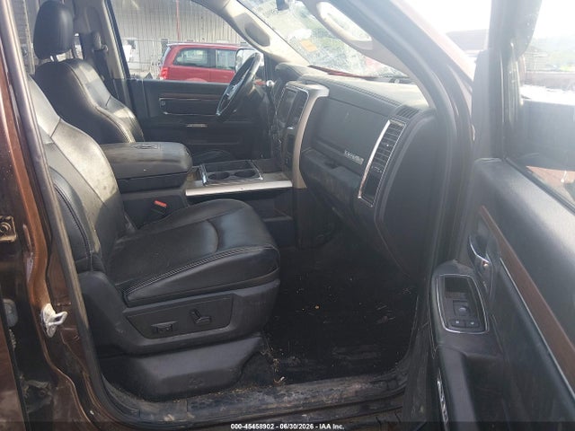 45458902 :رقم المزاد ، 3C63RRJL8EG122308 vin ، 2014 Ram 3500 Laramie مزاد بيع