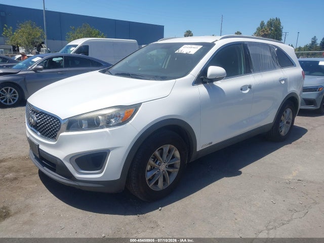 KIA Sorento 3.3l Lx 2016 5XYPGDA59GG176092 Image 2