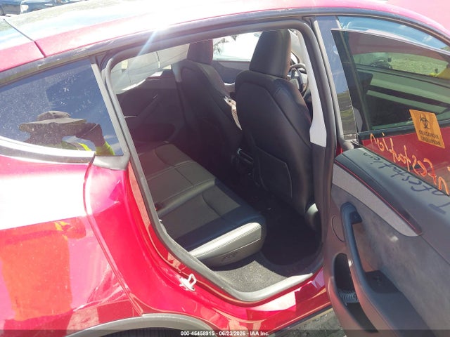 Tesla Model Y 2026 7SAYGDED6TA455541 Image 8