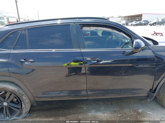 2023 Volkswagen Atlas Cross Sport 2.0t Sel R-line Black მანქანა იყიდება აუქციონზე, vin: 1V2SC2CA7PC208531, აუქციონის ნომერი: 45458931