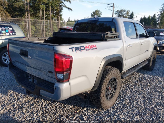 3TMCZ5AN9JM176392 Toyota Tacoma Trd Off Road