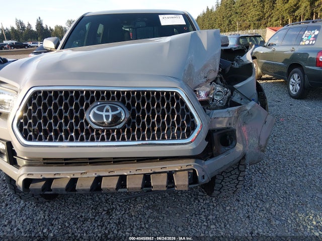 3TMCZ5AN9JM176392 Toyota Tacoma Trd Off Road
