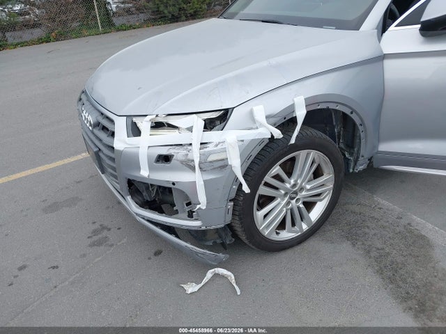 Audi Q5 2.0t Premium 2018 WA1BNAFY5J2076732 Image 6