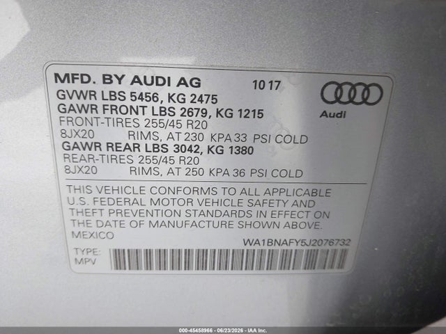 Audi Q5 2.0t Premium 2018 WA1BNAFY5J2076732 Image 9