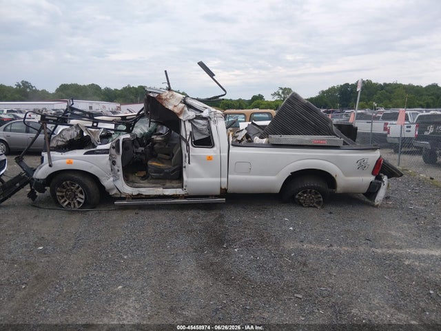 2012 Ford Super Duty F-250 Srw Lariat/xl/xlt მანქანა იყიდება აუქციონზე, vin: 1FT7X2B60CEB10304, აუქციონის ნომერი: 45458974
