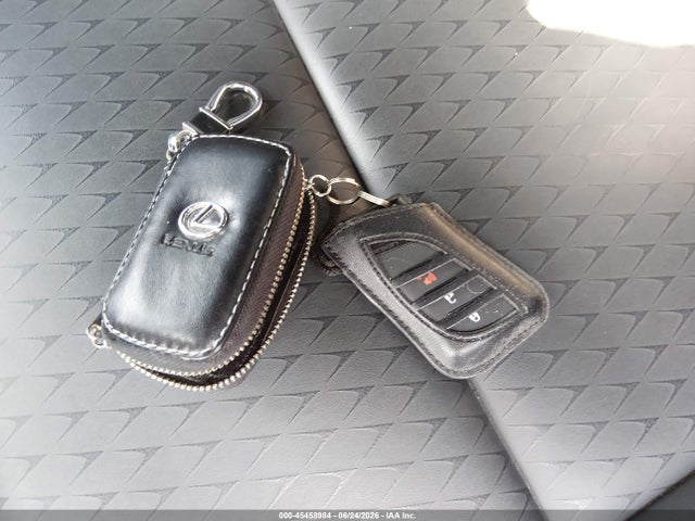 2019 Lexus Ux 200 მანქანა იყიდება აუქციონზე, vin: JTHY3JBH1K2008116, აუქციონის ნომერი: 45458984