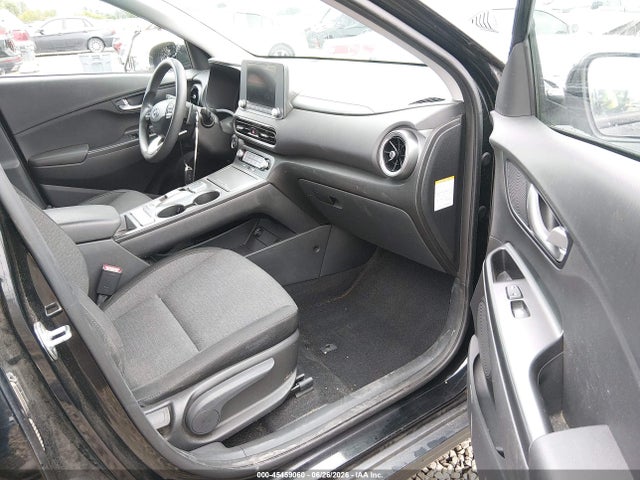 KM8K23AG8PU166104 Hyundai Kona Electric Se