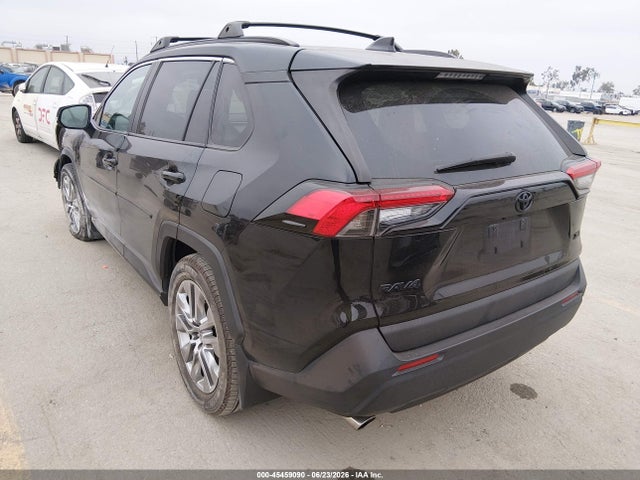 Toyota Rav4 Xle Premium 2022 2T3C1RFV0NC205906 Image 3