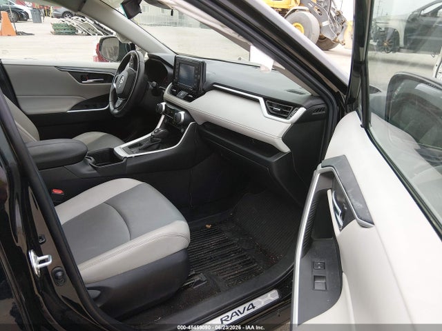 Toyota Rav4 Xle Premium 2022 2T3C1RFV0NC205906 Image 5