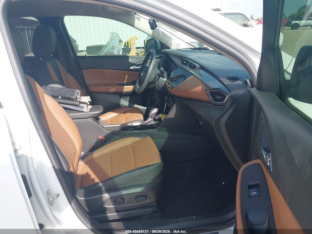 45459121 :رقم المزاد ، KL4MMFSL1MB158027 vin ، 2021 Buick Encore Gx Fwd Essence مزاد بيع