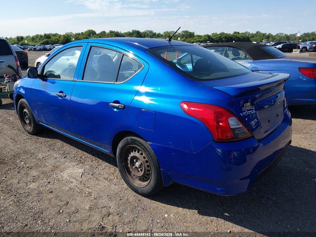 2015 Nissan Versa 1.6 S+ მანქანა იყიდება აუქციონზე, vin: 3N1CN7AP0FL818264, აუქციონის ნომერი: 45459142