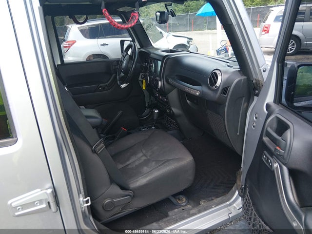 Продаж на аукціоні авто 2015 Jeep Wrangler Unlimited Sport, vin: 1C4BJWDG4FL569313, номер лоту: 45459164