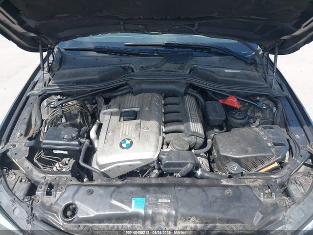 2006 Bmw 530i მანქანა იყიდება აუქციონზე, vin: WBANE73546CM37141, აუქციონის ნომერი: 45459213