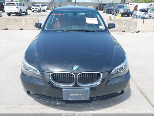 2006 Bmw 530i მანქანა იყიდება აუქციონზე, vin: WBANE73546CM37141, აუქციონის ნომერი: 45459213